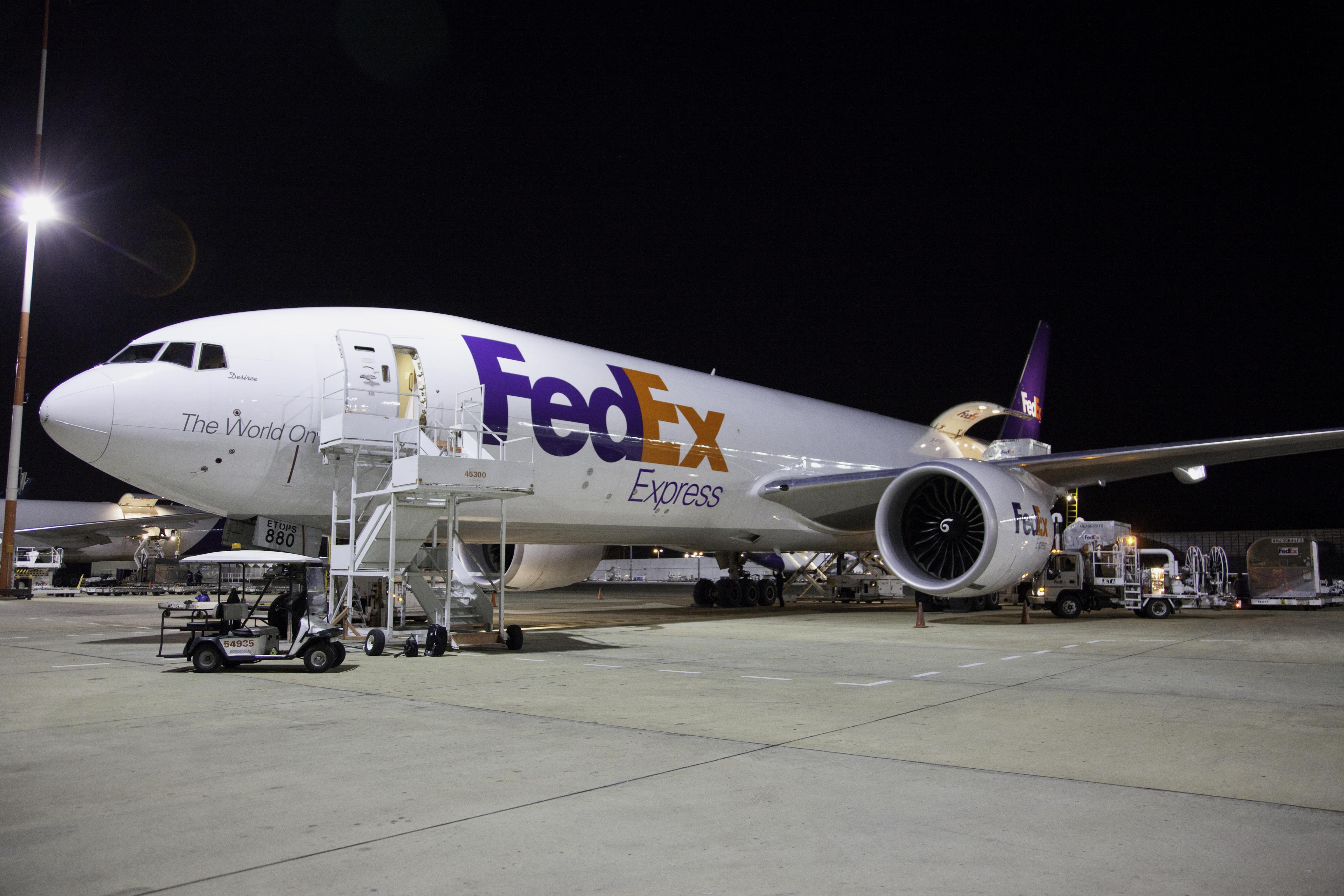 Washington approves FedEx to offer first scheduled allcargo service to