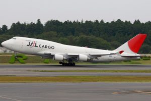 JAL Cargo aircraft