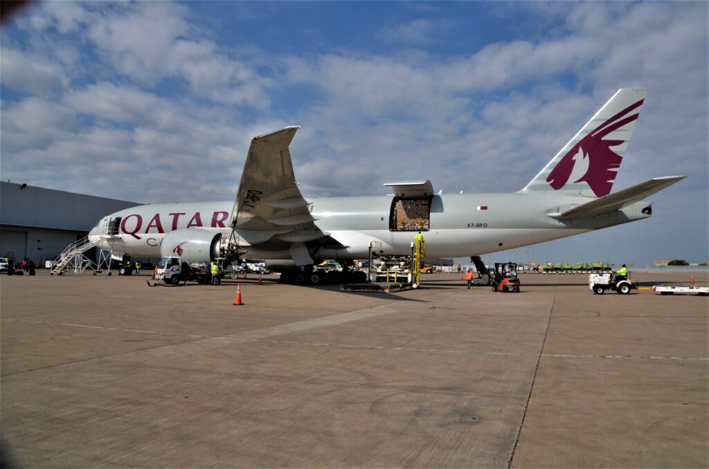 Qatar Airways Cargo Bogota to Dallas Fort Worth freighter service