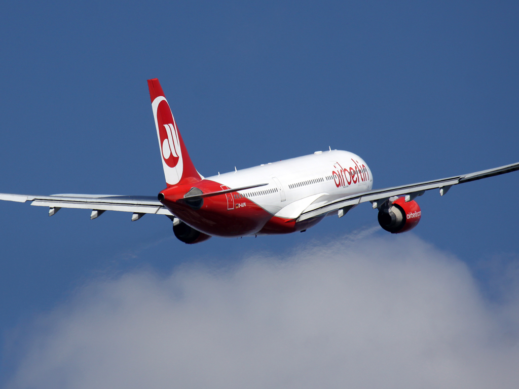 Airberlin to three A330-200s to fleet support long-haul operations