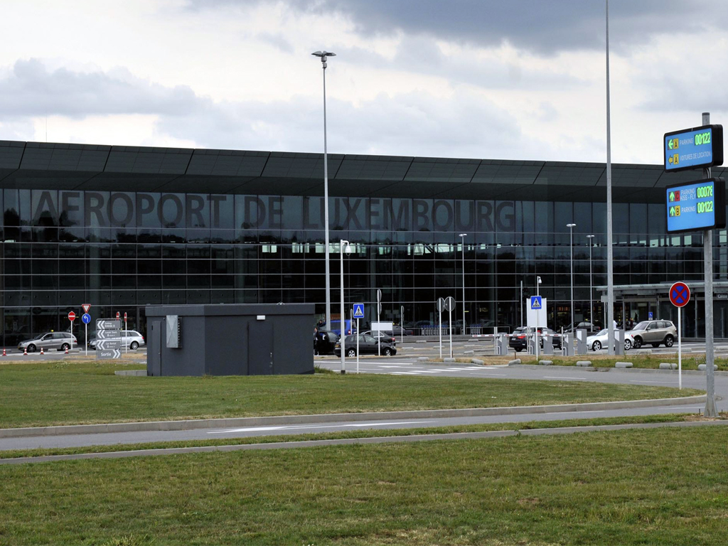 Luxembourg airport ended 2015 on a high note with a total of 738,136 ...